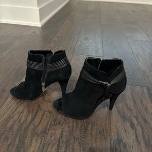 black Vince Camuto heels